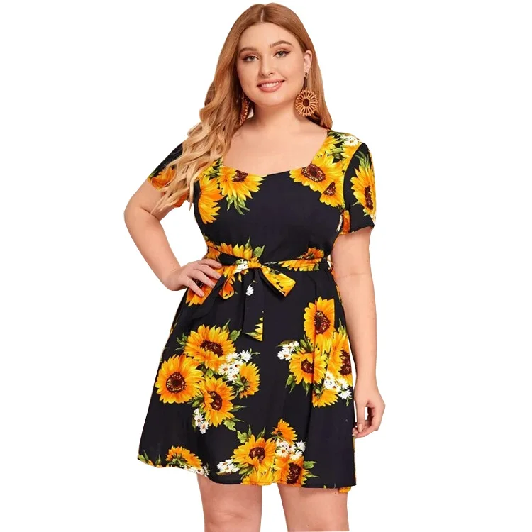 

Plus Size Casual Women's Dresses Elegant Floral Printed Short Sleeve Party Dress 2021 New Summer Large Swing Plus Size Dress 4XL