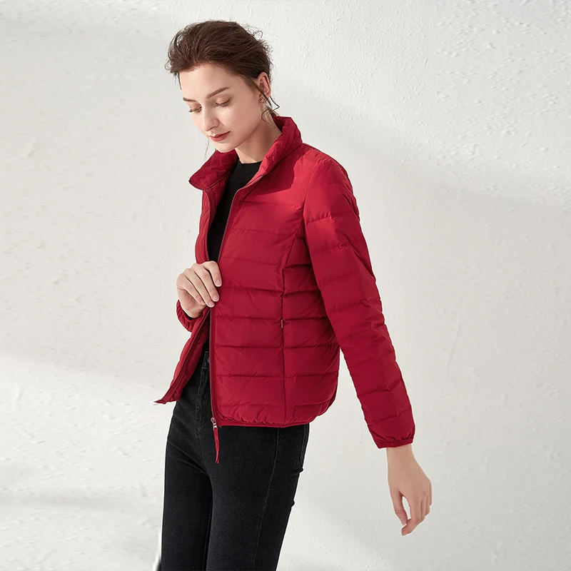 

Зимняя женская Ультралегкая тонкая пуховая куртка с капюшоном на белом утином пуху, теплое пальто с длинным рукавом, парка, Женская портати...