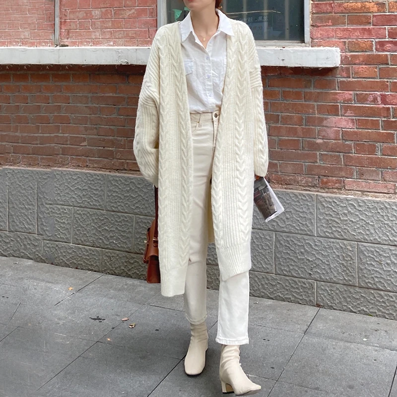 

2020 Autumn Winter Women New Loose Versatile Long Sleeve Solid Color Minimalist Top Knitted Cardigan Sweater V677