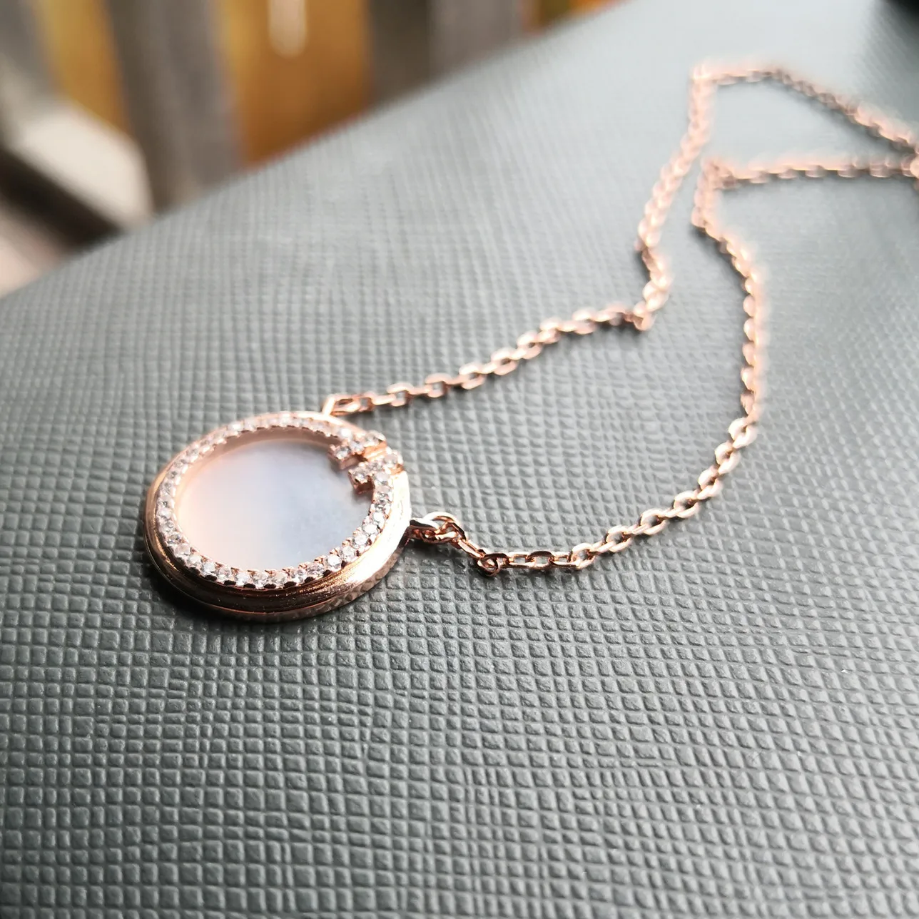 

New ladies S925 sterling silver round letters white shell rose gold silver necklace jewelry couple holiday anniversary gift