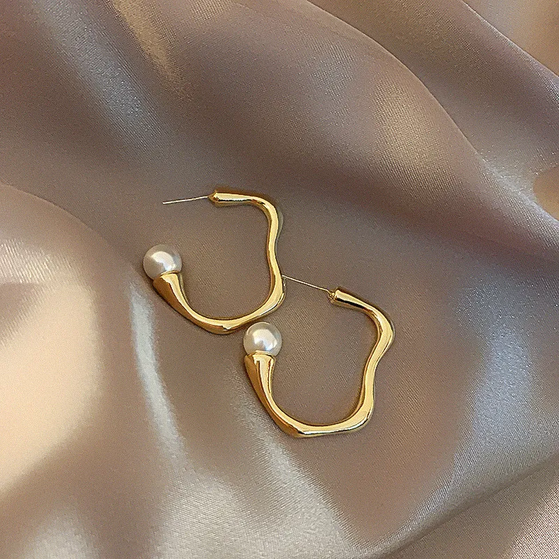 

French Style Irregular C Shape Imitation Pearls Drop Earring for Women Girl Copper Abstract Curve Dangle Earrings Pendientes