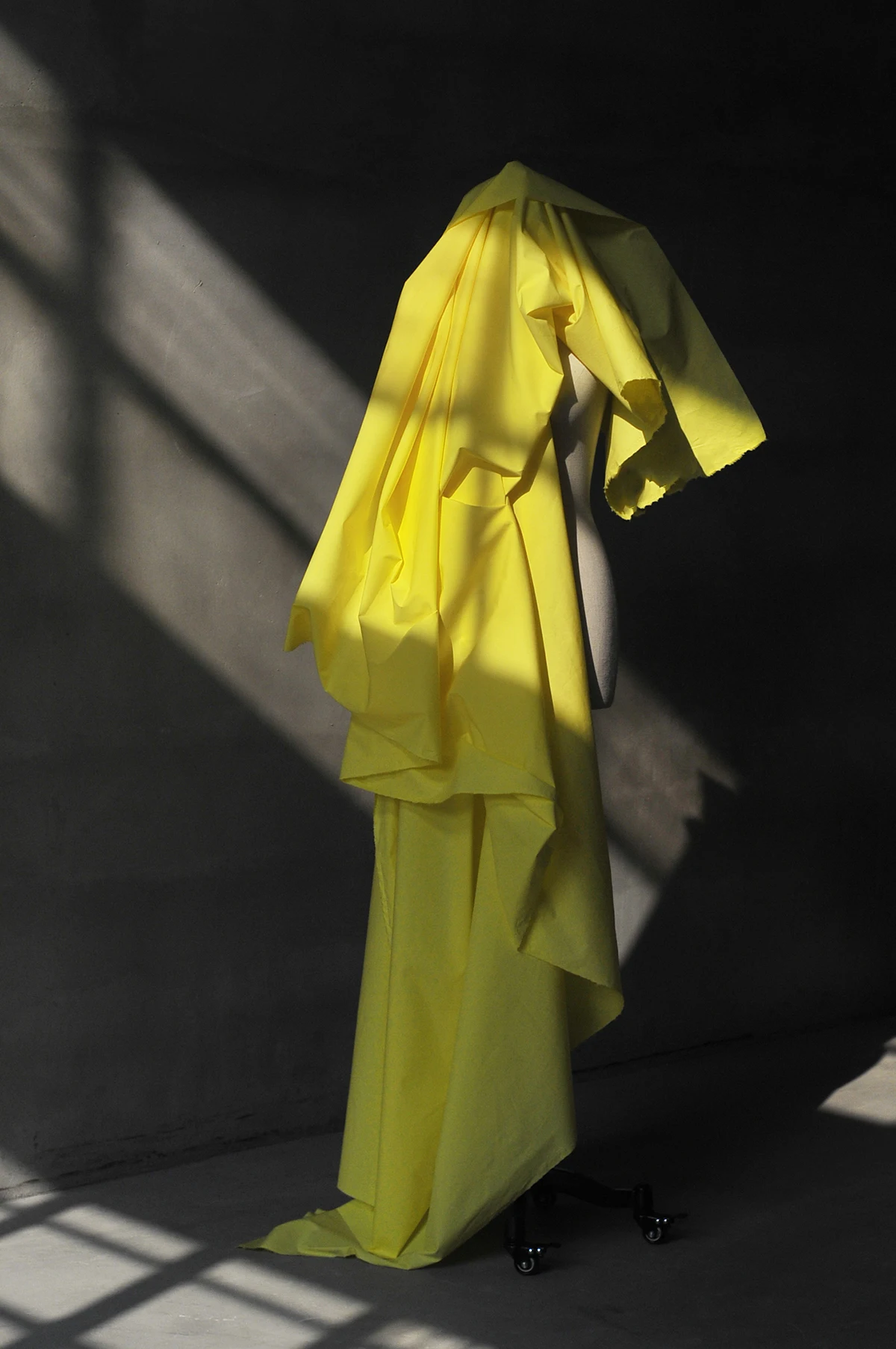 Желтая ткань для рубашки Cheese 100% хлопок высокая плотность ширина 145 см тонкая