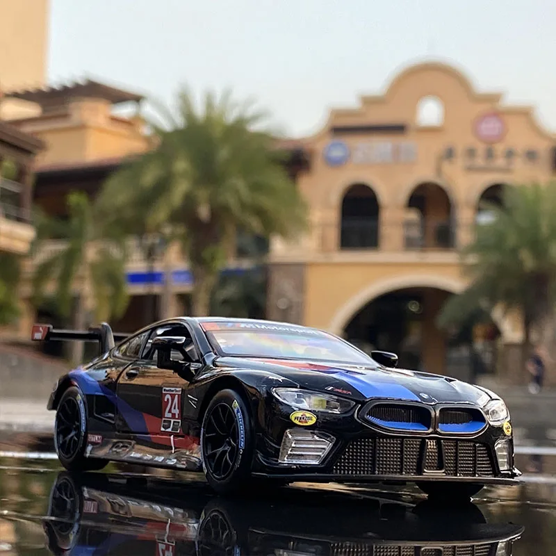 

Модель мужского автомобиля из сплава, 1:32, M8, GTE, M4