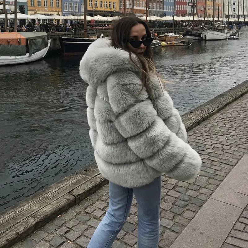 

Женская зимняя одежда из искусственной кожи, размеры до 4XL