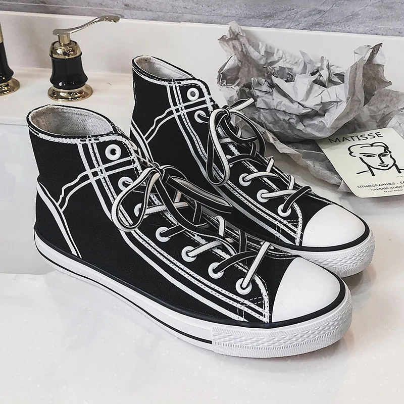 

new Fashion Men Canvas Shoes Handpainted Graffiti Running Shoes All-match Harajuku Style Sneakers Male Shoes