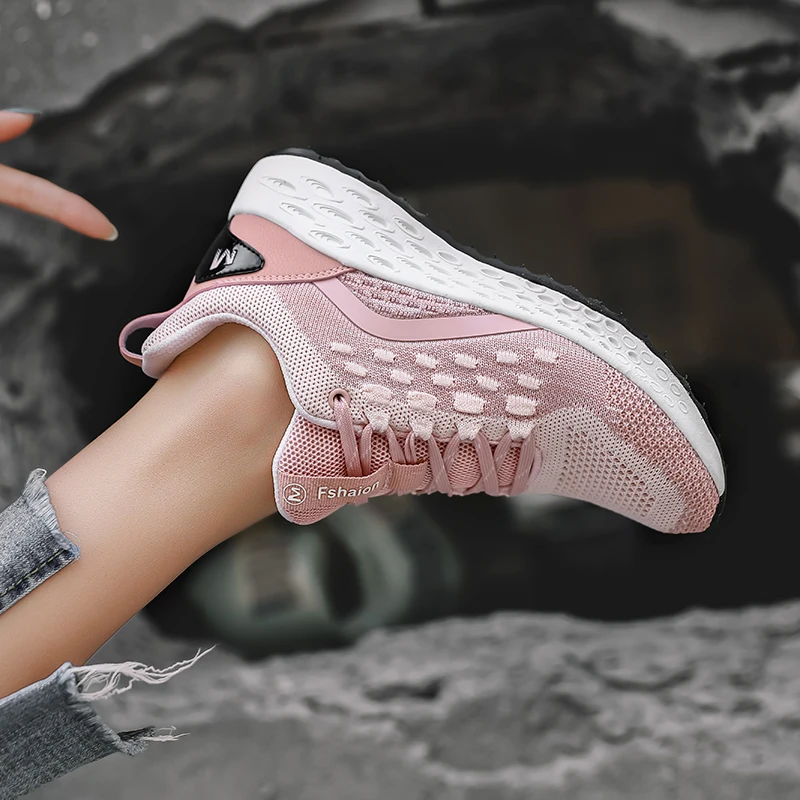 Лидер продаж обувь из сетчатого материала женская повседневная с круглым носком