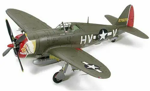 

Tamiya 60769 Republic P-47D Thunderbolt Razorback 1/72 Kit