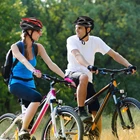 Велосипедный шлем KINGBIKE, козырек для мужчин и женщин, для горных велосипедов, задний фонарь, шлем с козырьком