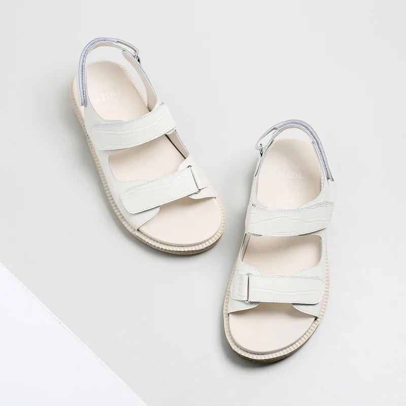 

Сандалии женские спортивные из натуральной кожи, босоножки на плоской подошве, повседневные однотонные тапочки, с ремешком на щиколотке