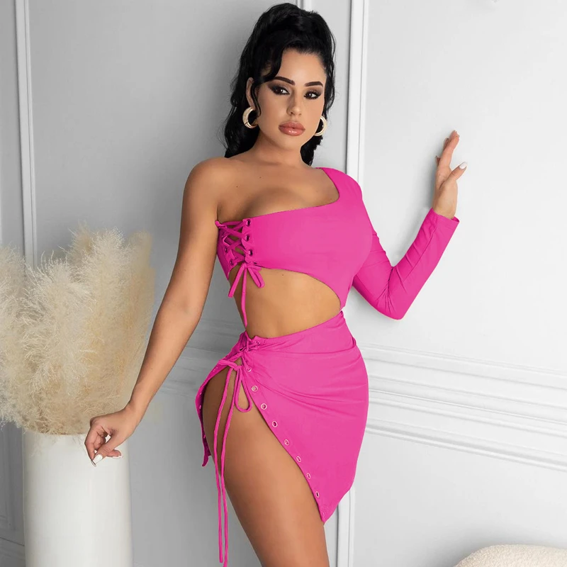 

Sexy Hollow Out Fashion 2 Piece Skirts Set Women One Shoulder Single Long Sleeve Crop Top Side Split Mini Skirt Nightclub Suit
