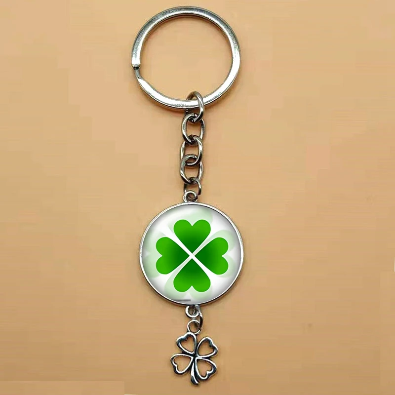 Брелок с подвеской в виде четырехлистного клевера стеклянный выпуклой
