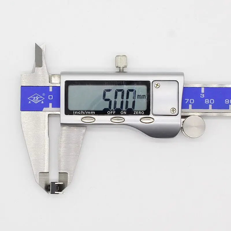 

50 ./ 6x6x5 4PIN G90 DIP Top