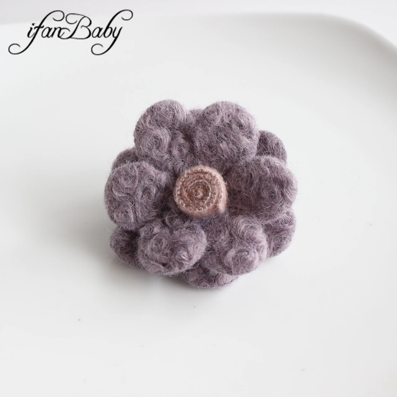 5 cm Filz-Wollblumen mit flacher Rückseite für Haarschmuck mit Lollipop in der Mitte – Detail 15