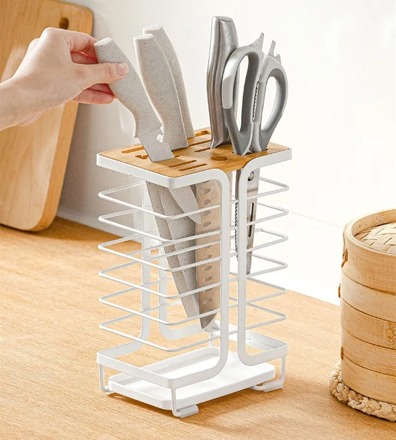 

Железная стойка для кухонных ножей STOMMIHO