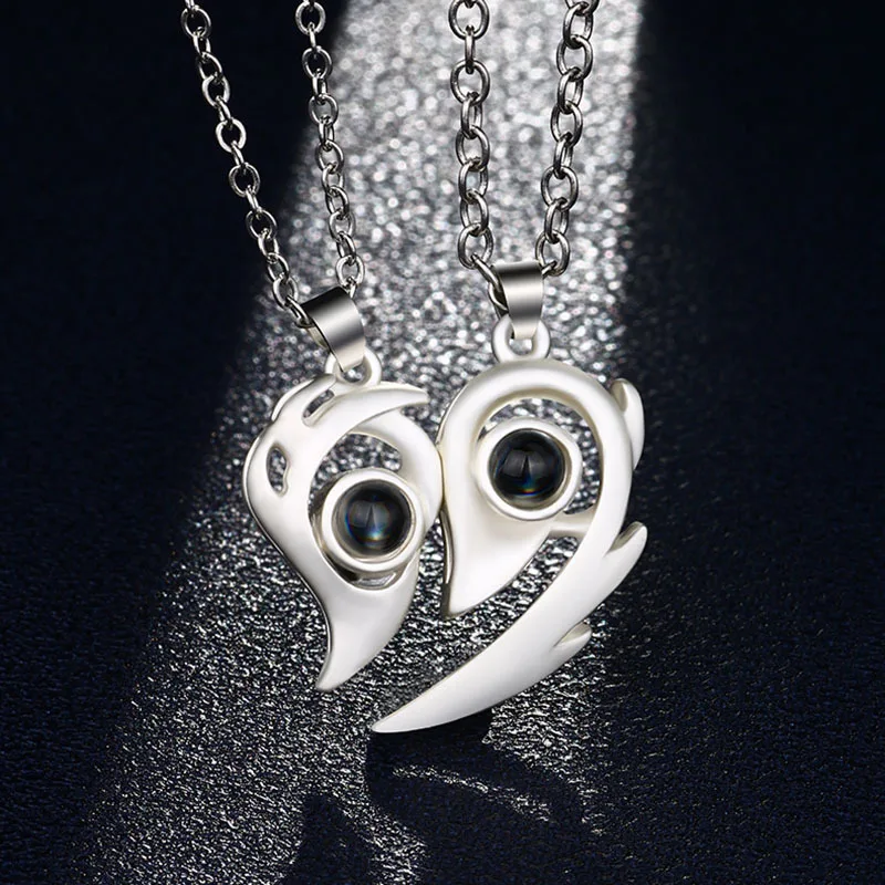 Ожерелье для пары с магнитным расстоянием подвеска проекцией сердца на 100 языках