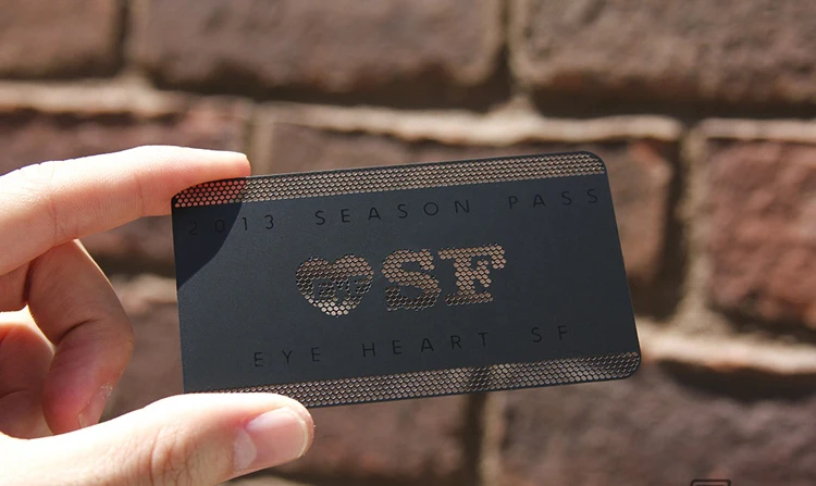 Новейший дизайн черная металлическая визитница с логотипом на заказ вашим