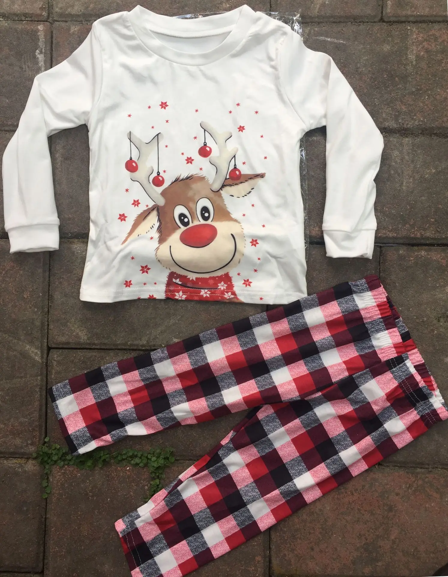 

New Christmas Family Pajamas Set Adult Kids Pajamas Sleepwear 2 PCS Sets Deer Tops+Plaid Pants Xmas Family Look Matching Outfits