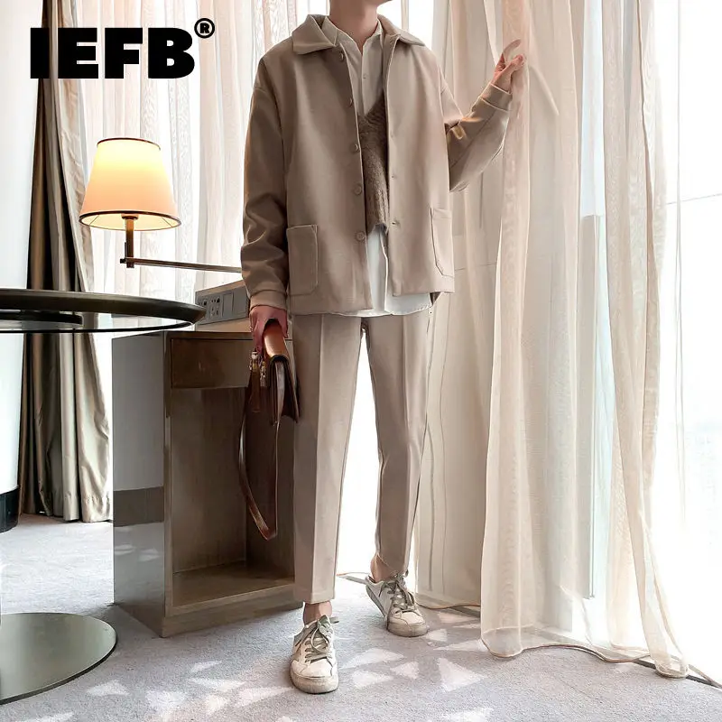 

Новинка осени 2021, повседневный костюм IEFB, мужской комплект из двух предметов, черный, хаки, куртка + брюки, деловая Мужская свободная одежда, ...