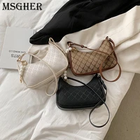 letter pattern tote bag half moon underarm bag 2021 pu leather womens designer handbag luxury brand shoulder bags b715