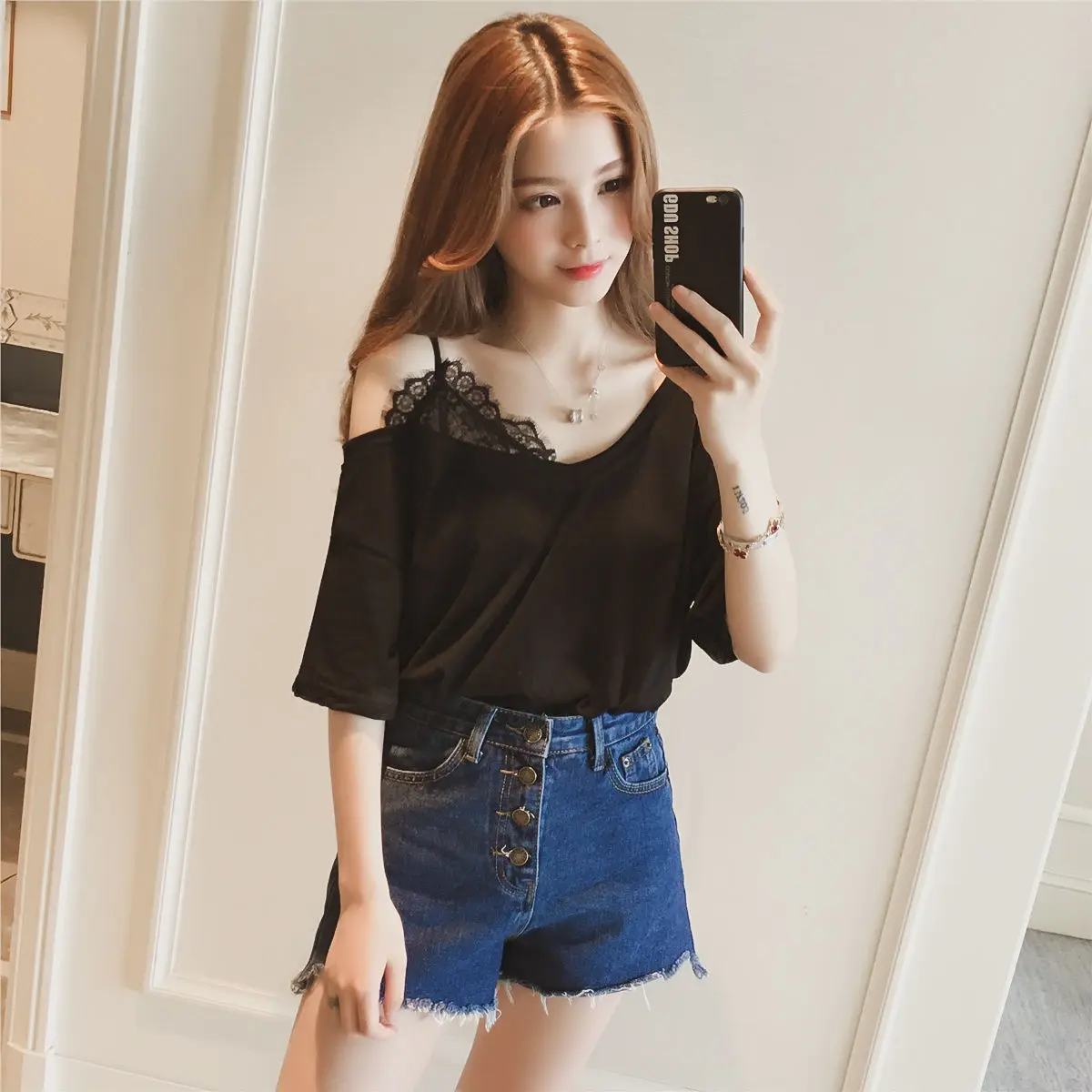 

Lace Fake Two-piece T-shirt Female Summer 2021 New Korean Version Loose Strapless Short-sleeved Women Tshirt Female Top