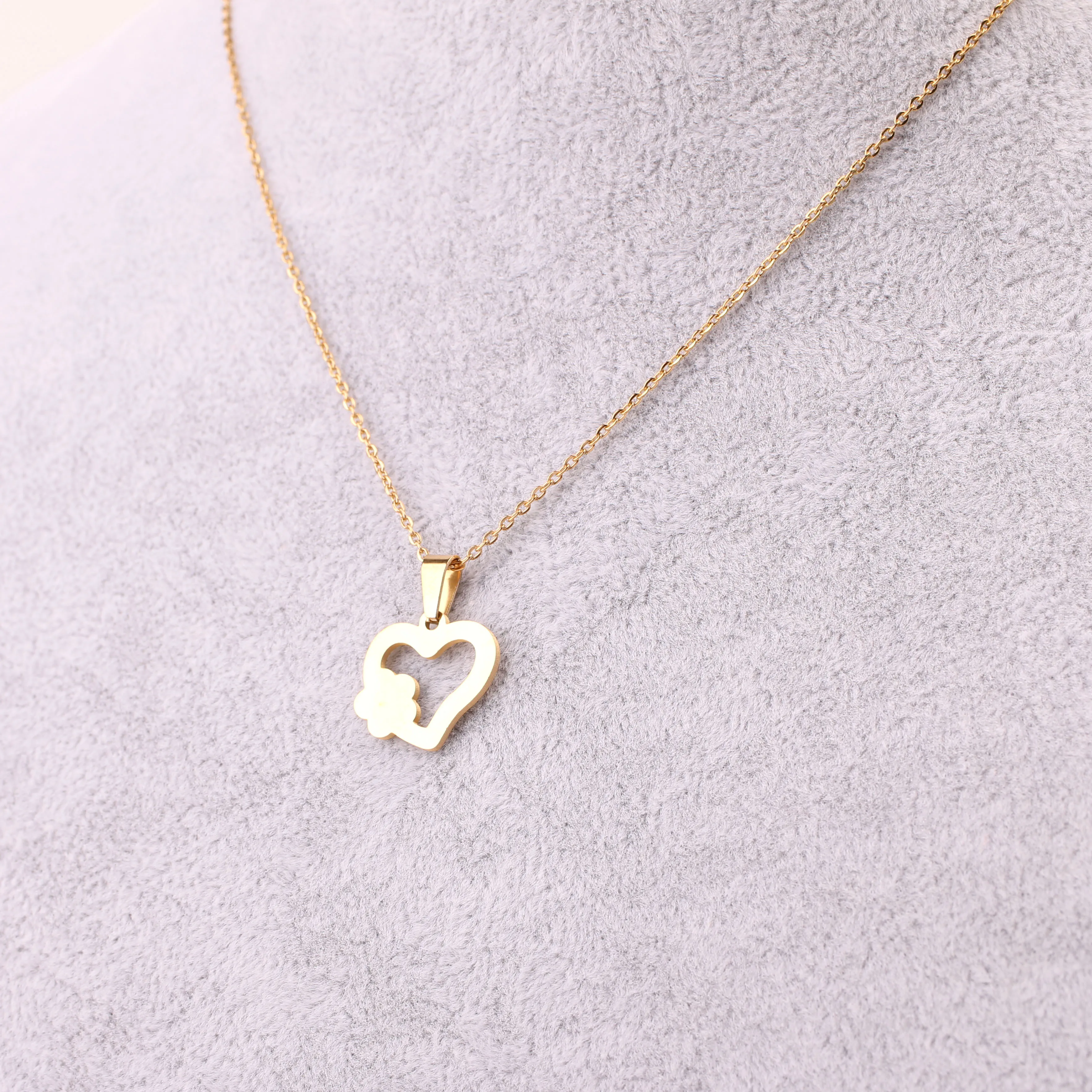 Ожерелье fengnee из нержавеющей стали для женщин и мужчин чокер с подвеской в форме