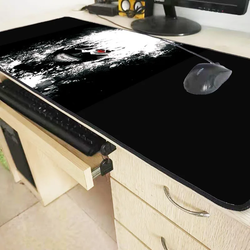 

XGZ Tokyo Ghoul Japan Anime Mouse Pad Large Lock Edge Keyboard Fashion Computer Higt Quality Laptop Game