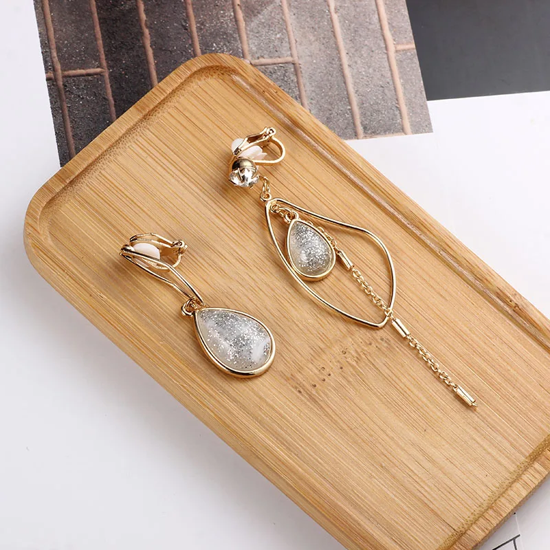 Корейские клипсы серьги обруч подвеска на цепочке ассиметричные без пирсинга