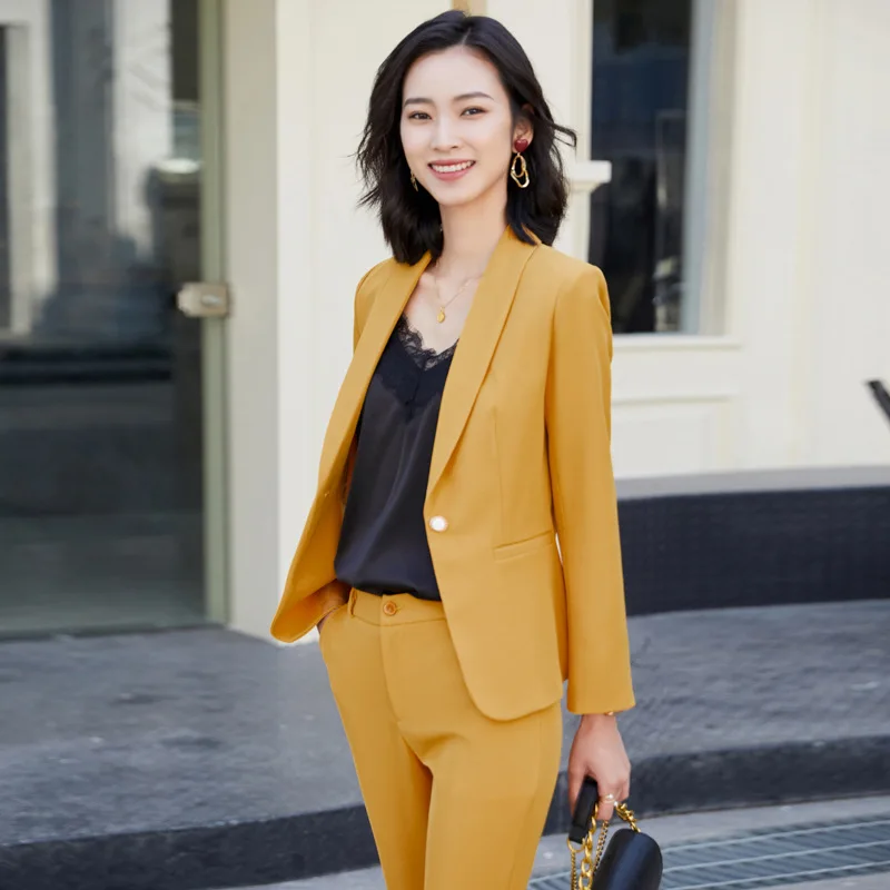 Женский офисный брючный костюм желтая деловая форма комплект из 2 предметов