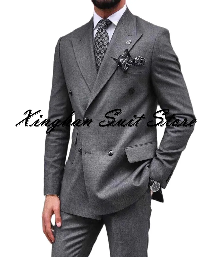 

Costume Homme Tailor-Made Dark Gray Peak Lapel Double Breasted Business Men Suits Tuxedo Groom Groomsman Wedding Formal Wear 2Pc