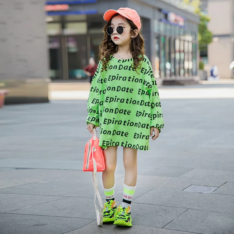 Осенние футболки для девочек новый модный милый мультяшный буквенный принт с