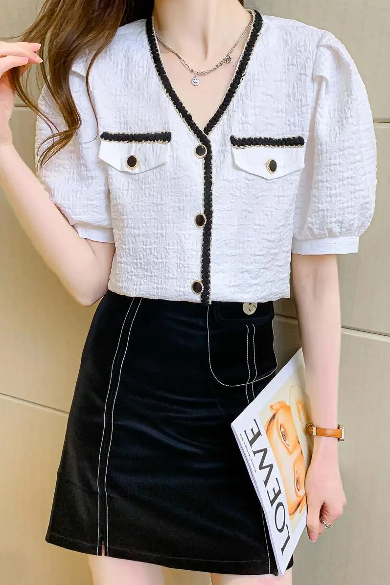 

COIGARSAM Fashion Short Sleeve blouse women New Summer Chiffon blusas womens tops and blouses White Black 8268