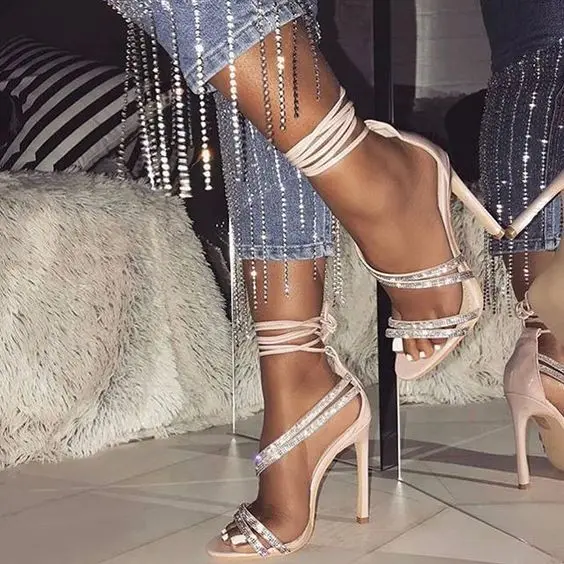 Женские босоножки на шпильке стразы Летние Стильные туфли-лодочки 2020 | Обувь