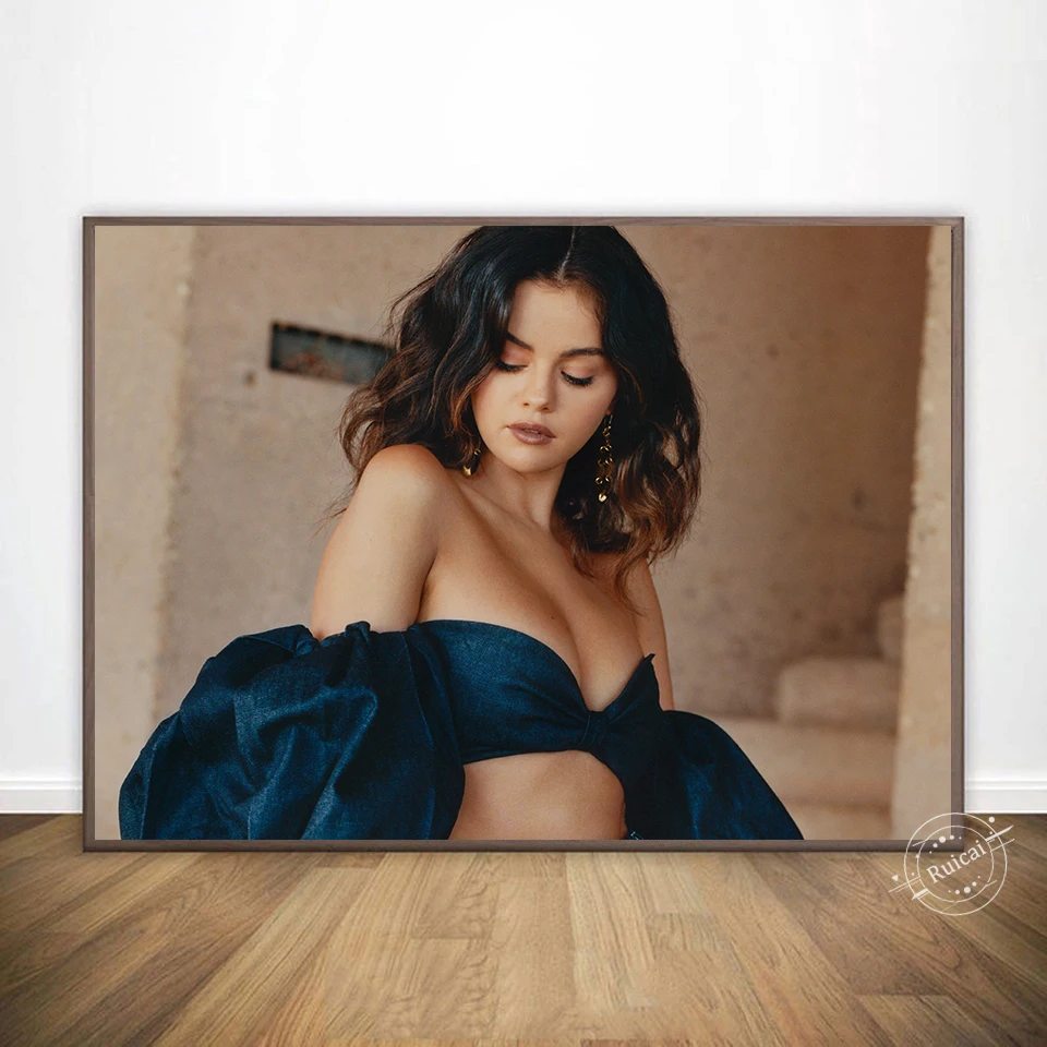 Плакат Селены Гомез музыкальная певица Черно-Белая настенная Картина на холсте