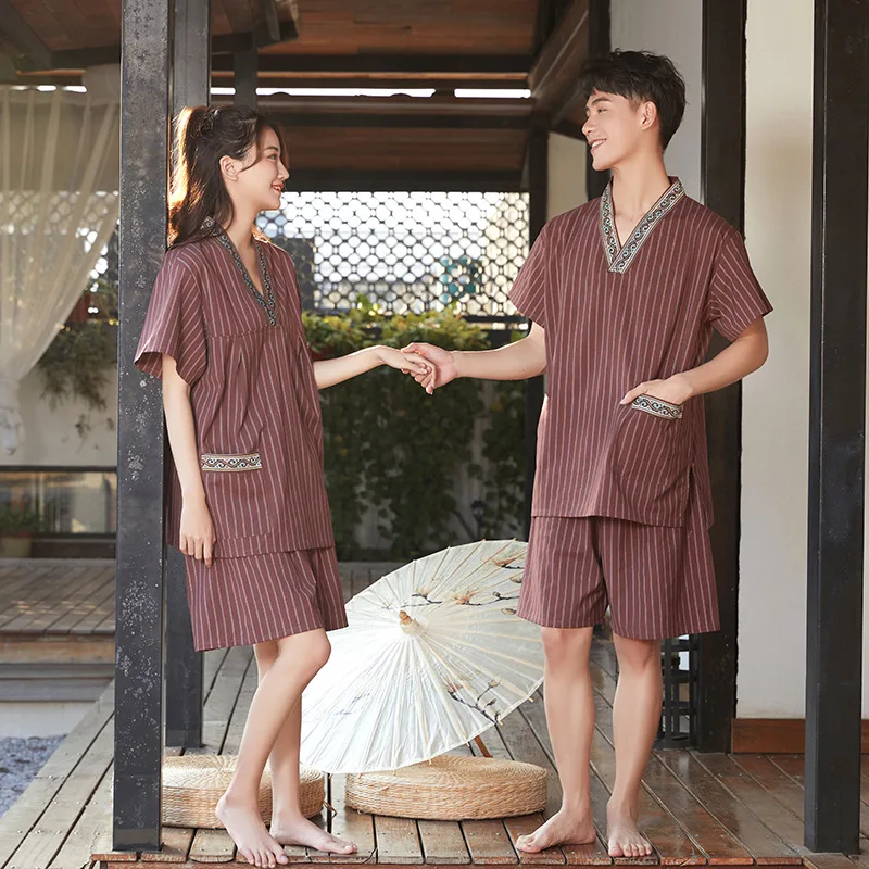 

2021 spring and summer Japanese striped kimono yukata sweat steaming suit women and men yukata home service