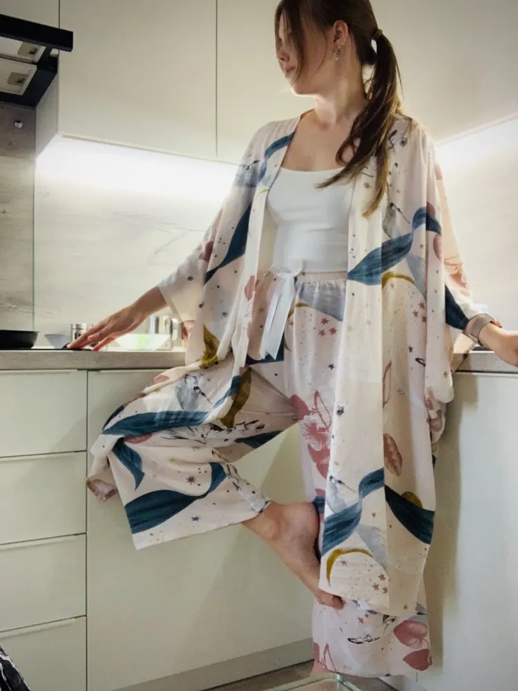 

New 4 Pieces Printed Pajamas For women Sets Autumn Pyjamas Set Viscose Floral Pink Female Night Suits Pyjamas Sets