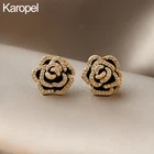 Женские серьги-гвоздики Karopel, классические элегантные серьги черного цвета с цветком камелии, корейские изысканные ювелирные изделия, модные аксессуары для девушек