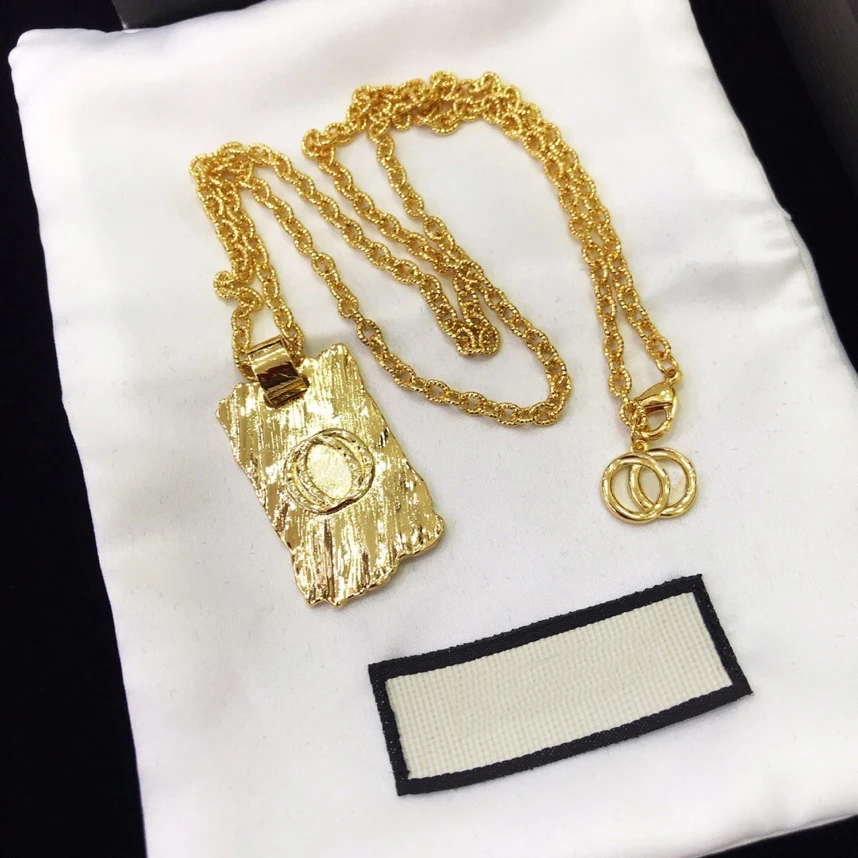 

2021 trendy luxury brand original retro letter wedding couple necklace and pendants for women sets