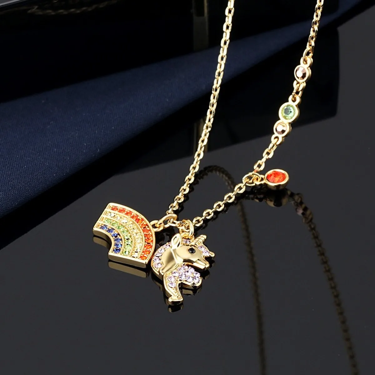 

High quality SWA, new Unicorn charming crystal jewelry, anniversary love gift Necklace