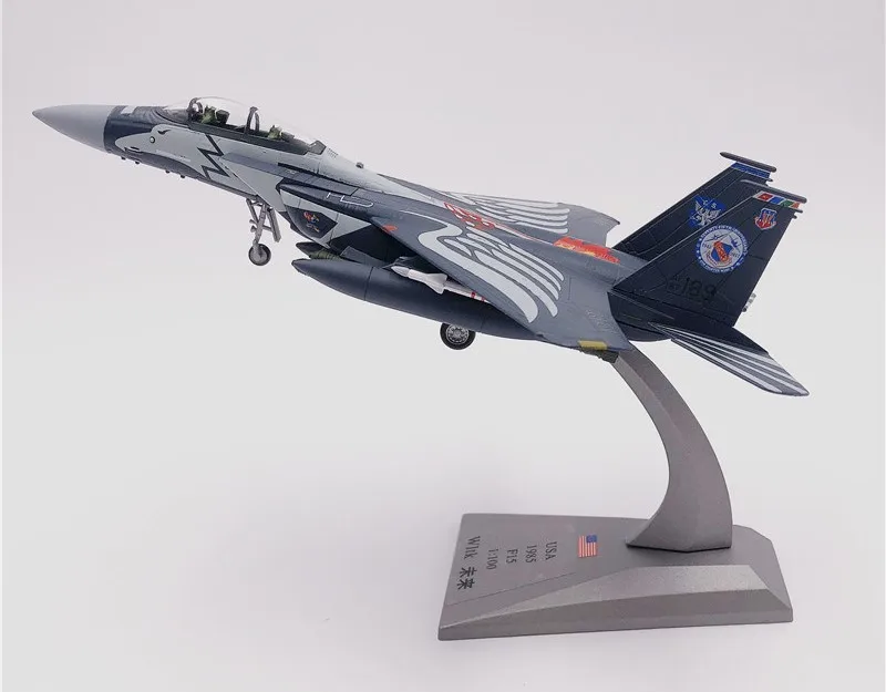 Модель Wltk USAF F-15E Strike истребитель Eagle 1/100 |