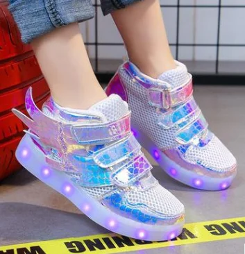 

Baby Girl Shoes Wings Outdoor Colorful Glowing Kids Casual Shoes Boys Autumn Breathable Sports High-top Toddler Girl Sneakers