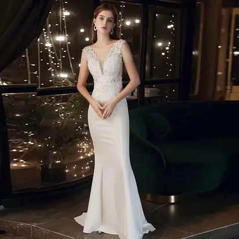 Lace Appliques Mermaid Dress Robe De Mariage Wedding Dress Vestidos Vestido De Noiva Party Gowns V-Neck