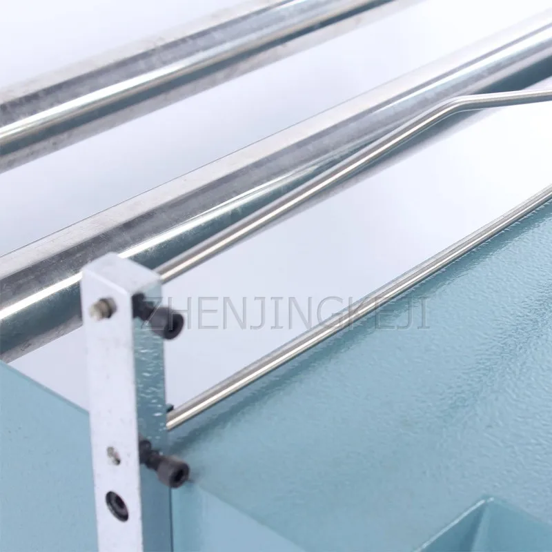 Полуавтоматическая машина для запечатывания и резки термоусадочной пленки L