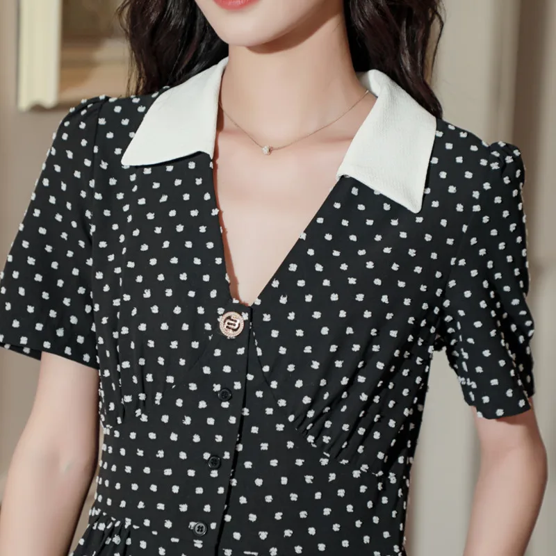 

Women Black Polka Dot One-piece Shorts V-neck Short Sleeve Ladies Fashion Temperament Summer 2021 New Arrivals Z892
