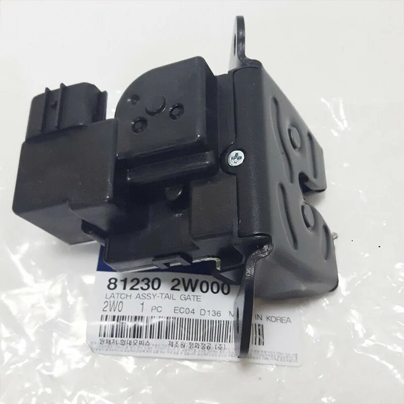 Защелка замка хвост ворота декоративной планкой OEM 812302W000 для Hyundai Santa Fe 2013 2016 KIA