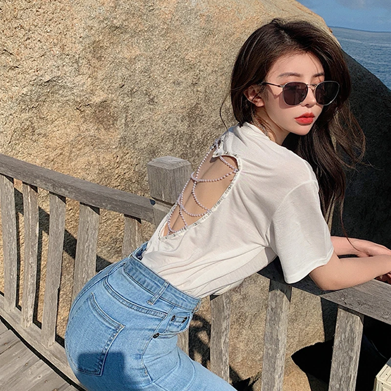 

2021 New Pearl Chain Heart Back Hollow Out Sexy T Shirts Women Summer Club White Tshirt Korean Streetwear Loose O Neck Tops
