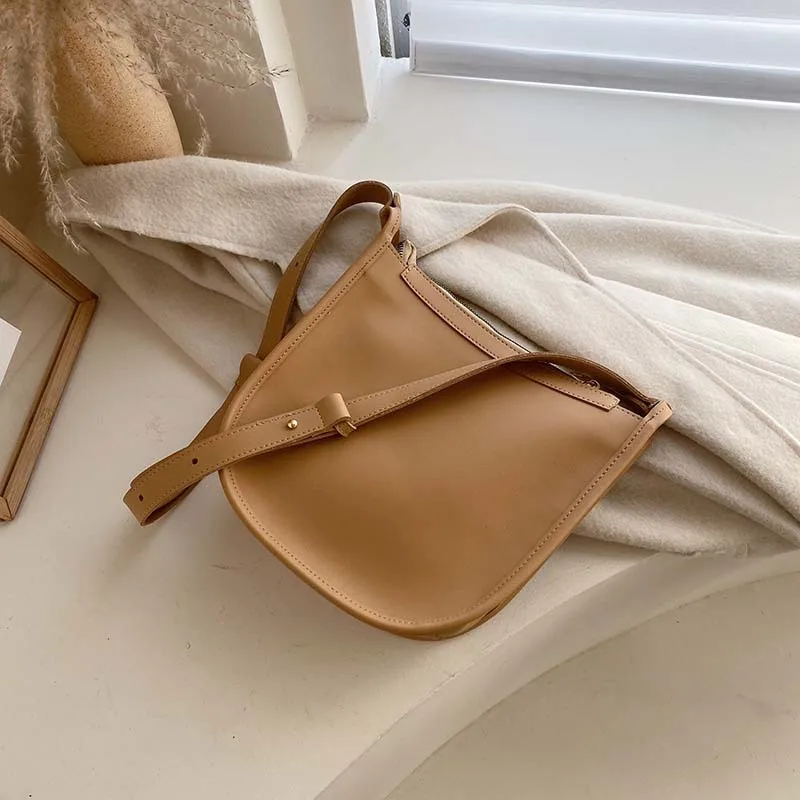 

Womens Handbags This Popular Big Women's New Versatile Fashion Shoulder Red Messenger Bag Purses