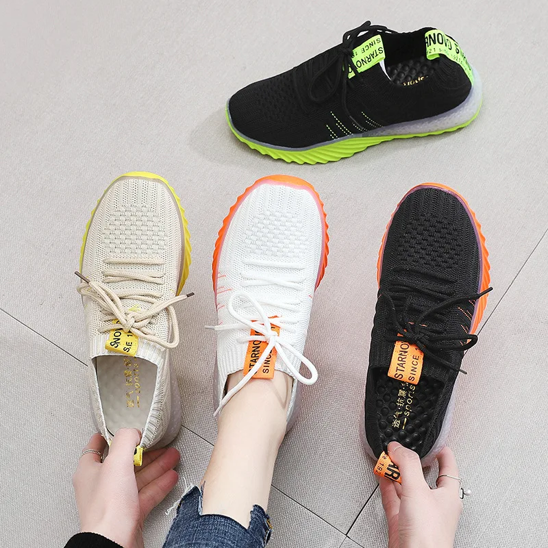 Женские Дизайнерские кроссовки из эластичной ткани разноцветные на платформе со