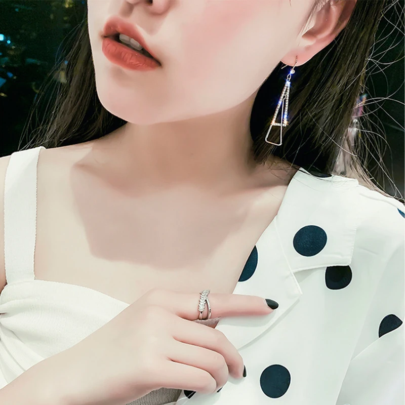 Женские серьги-подвески с блестящей стороной модные брендовые треугольные