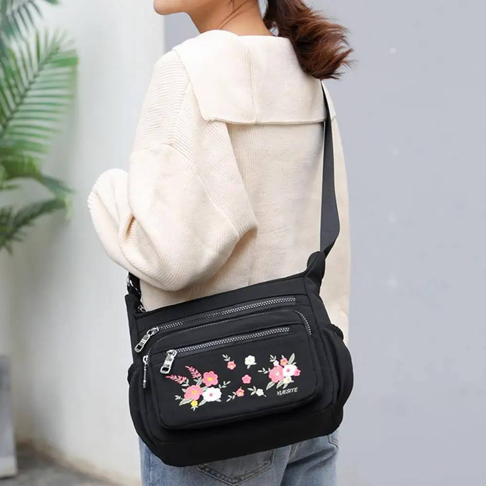 Женская сумка через плечо сумки мессенджеры модные с несколькими карманами для