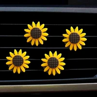 2pcs air outlet fresheners 3cm lovely sunflower compact resin car perfume aroma clips for car interior decoration